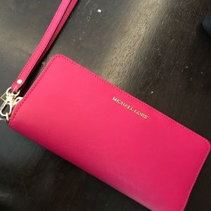 Michael Kors wallet